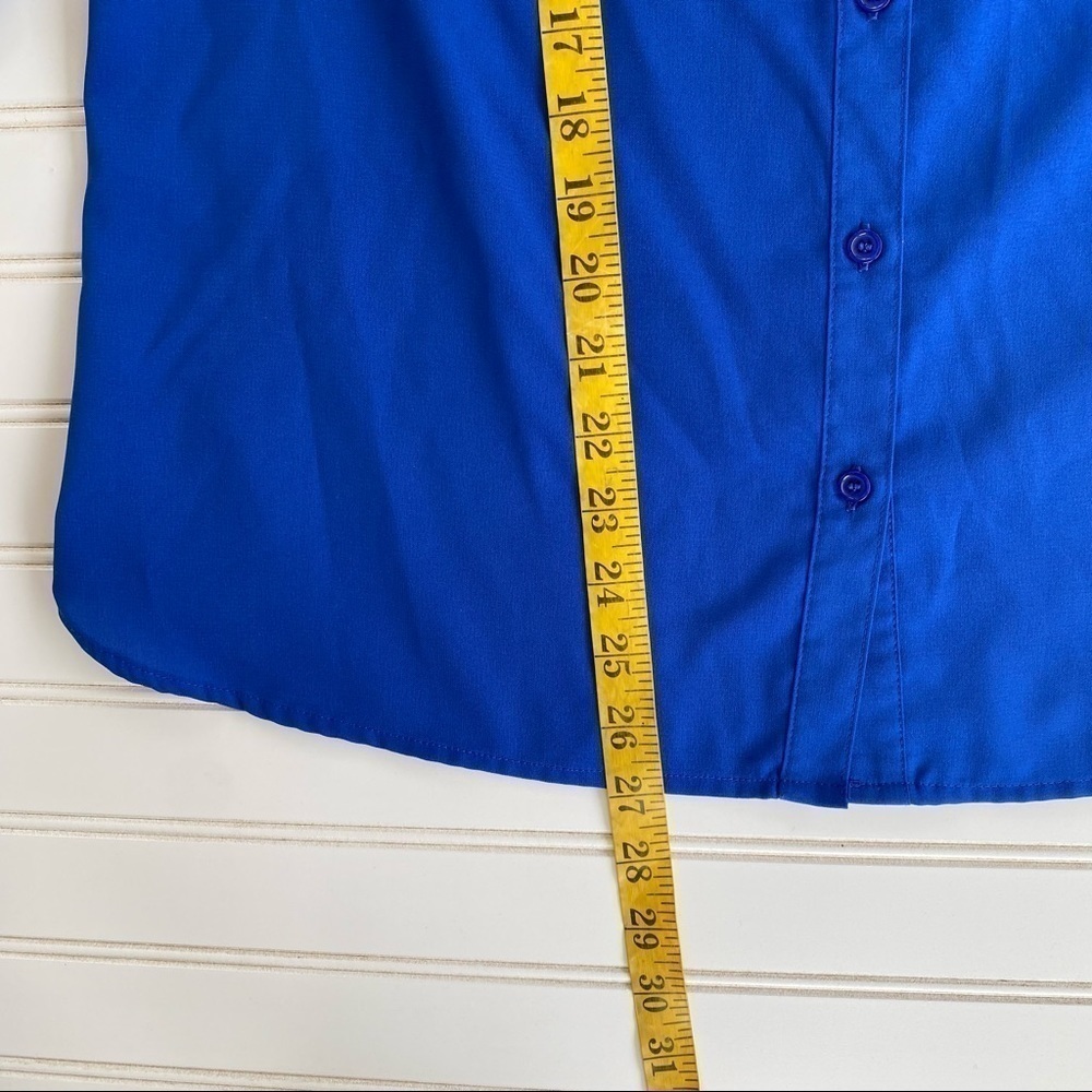 Career Button Down Blouse Size Medium - image 6